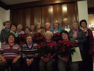 Kirchenchor St. Maria ehrt treue Mitglieder