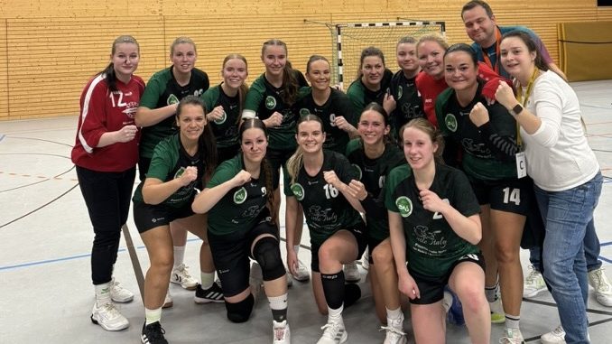 Handballerinnen gewinnen erstes Heimspiel
